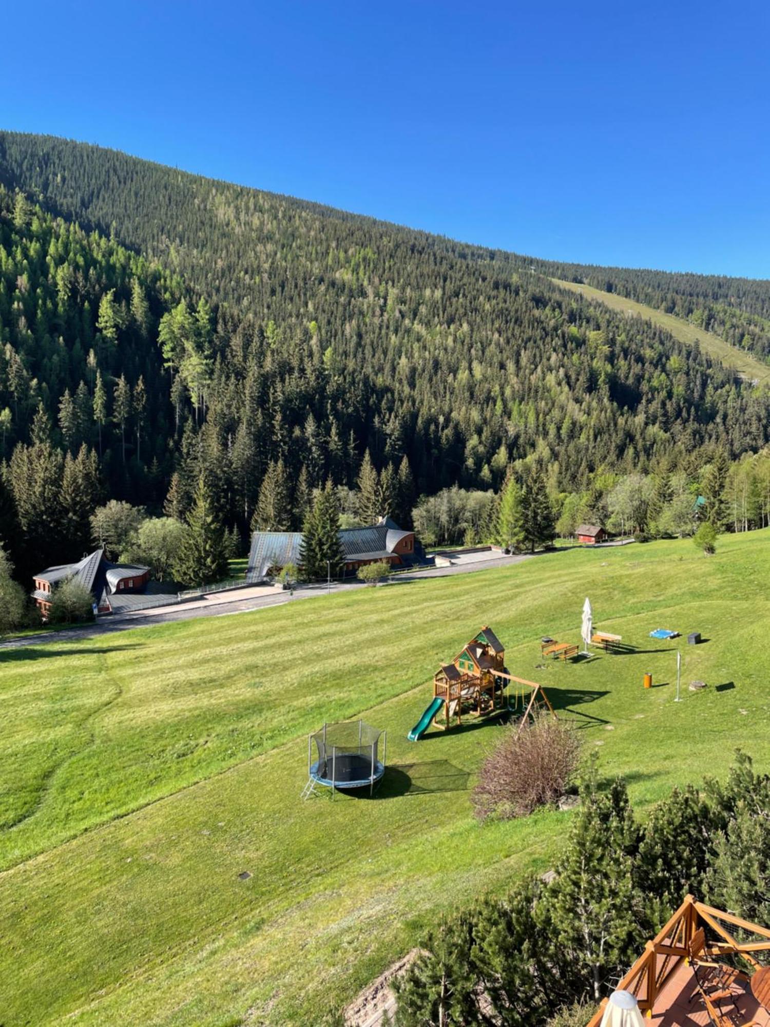 Hotel Zatisi Spindleruv Mlyn Exterior photo